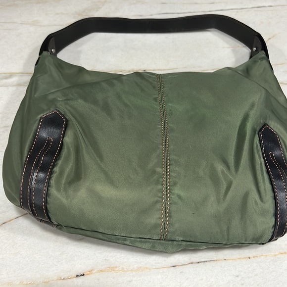 KENNETH COLE REACTION HOBO BAG - Picture 4 of 10